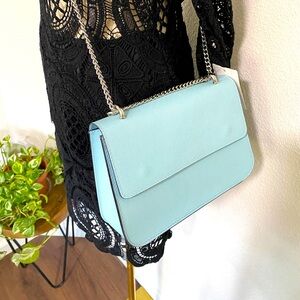 Curve Made In Italy Chain Crossbody Purse Blue